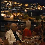 Cratus Stone Palace Hotel 5*
