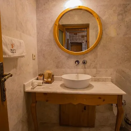 Отель Cratus Stone Palace