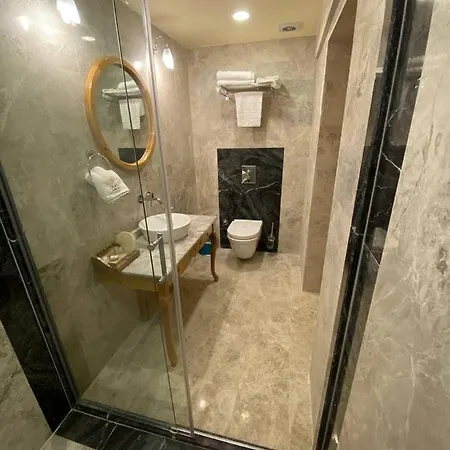 Отель Cratus Stone Palace 5*