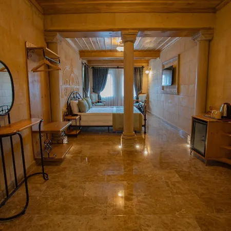 Cratus Stone Palace ホテル 5*