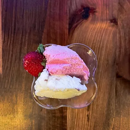 Cratus Stone Palace ホテル