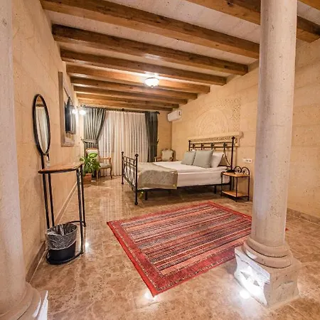 Cratus Stone Palace Hotel 5*