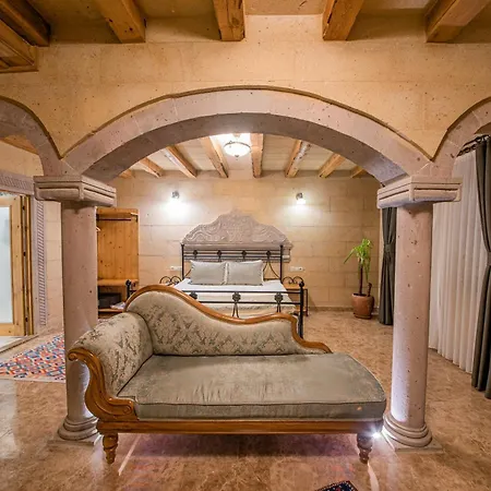 Hotel Cratus Stone Palace Goreme