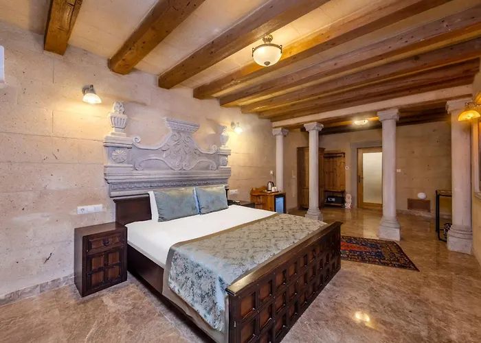 Hotel Cratus Stone Palace Goreme