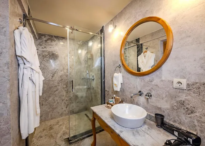 Hotel Cratus Stone Palace 5*