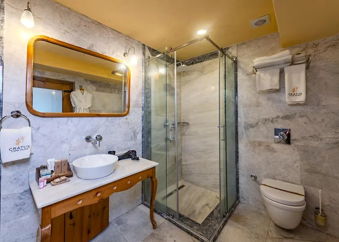 Hotel Cratus Stone Palace Goreme