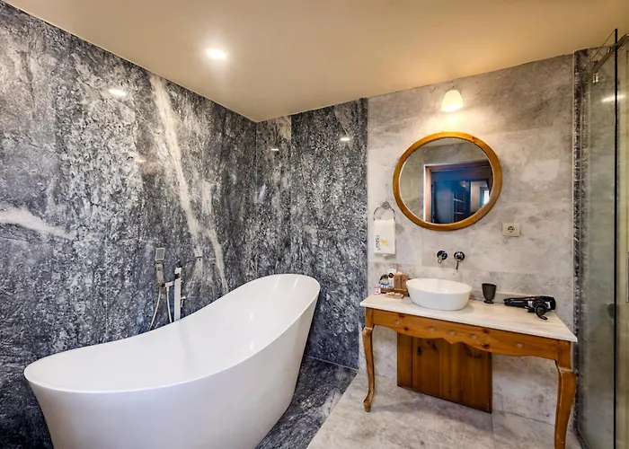 Hotel Cratus Stone Palace Goreme